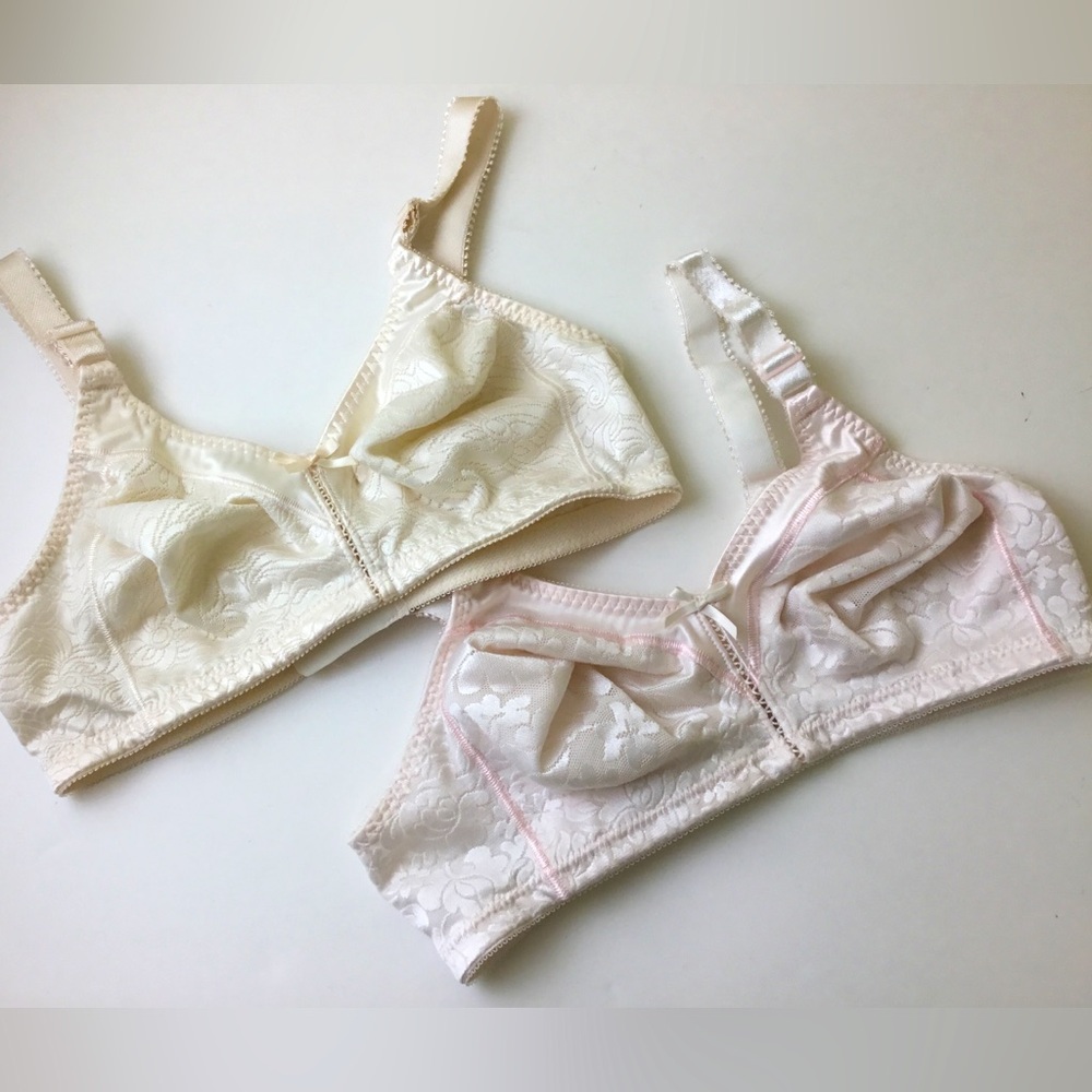 Bali Bras 3372 Cool Comfort Classic Support Bra Lot of 2 bras 36B